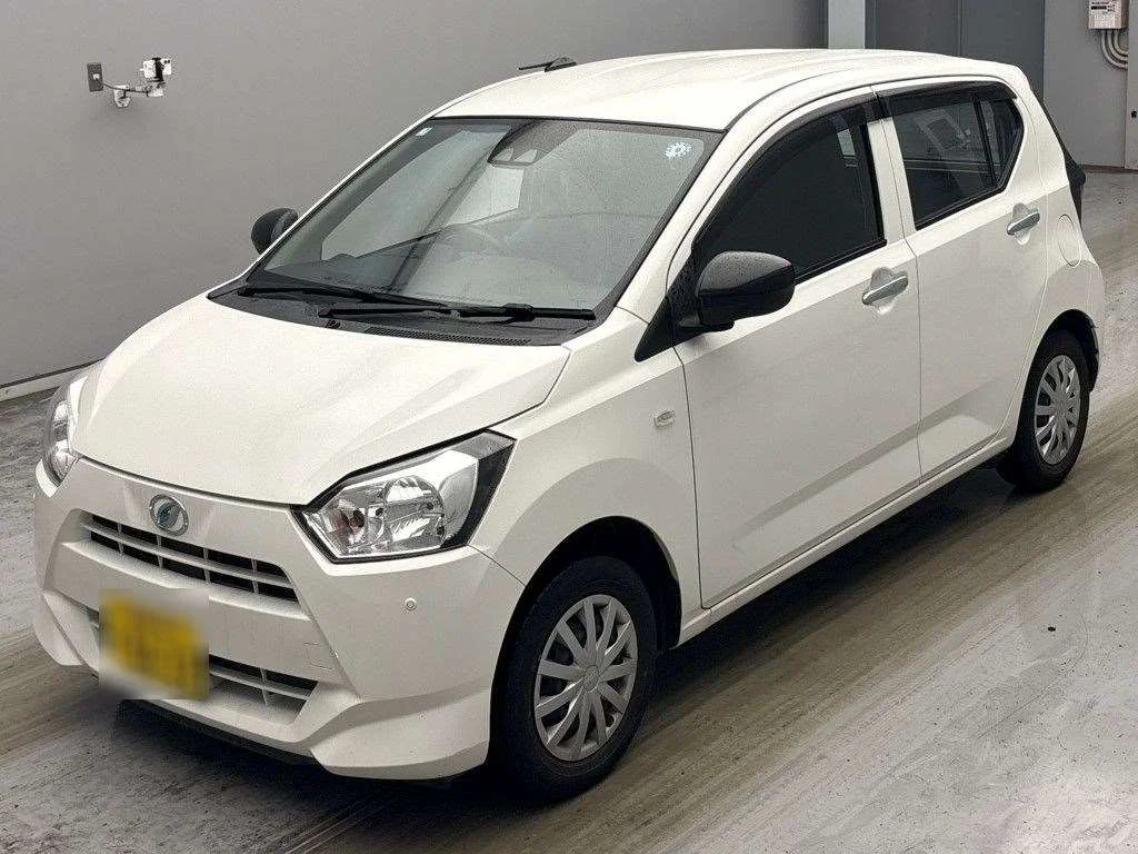 Daihatsu Mira e:S LA350S 2021